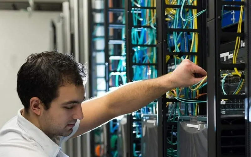 Installation & Deployment​