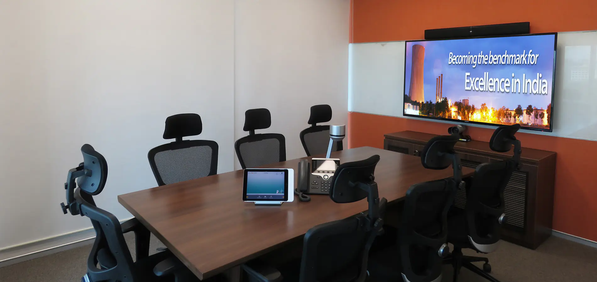 8 seater VC-enabled Meeting Room