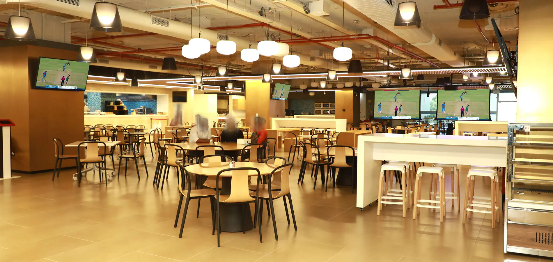 Multi-purpose Digital Cafeteria – Accommodates 500-800 people for Town Hall