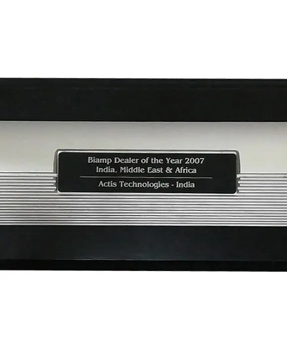 Team Awards 70 Biamp - Dealer of the year 2007 India, Middle East & Africa