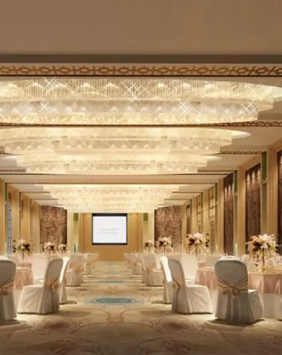 Banquet_hall_lighning